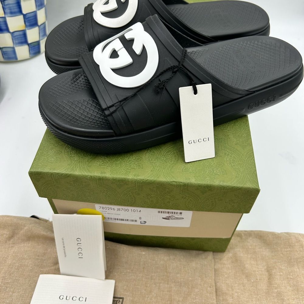 Men's Gucci interlocking G rubber Pool slides size 8, made in Italy - Picture 3 of 10